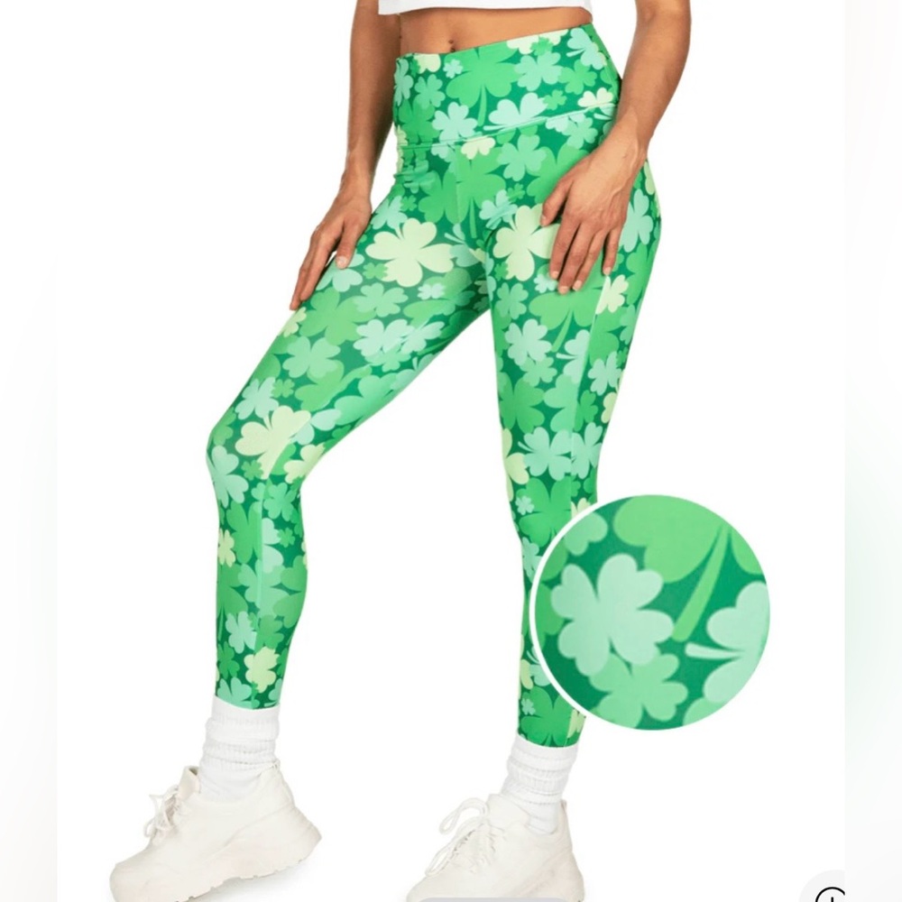 Tipsy Elves Clover Field Leggings Size XS New with Tags